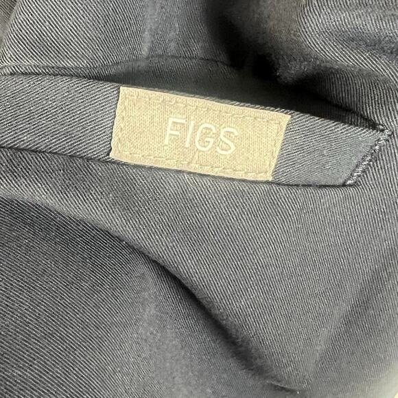 FIGS Technical Collection Scrub Top Womens Sz L Blue Gray 2 pocket - Picture 4 of 8